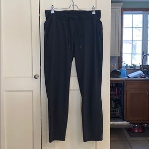 NWOT on the fly grey jogger